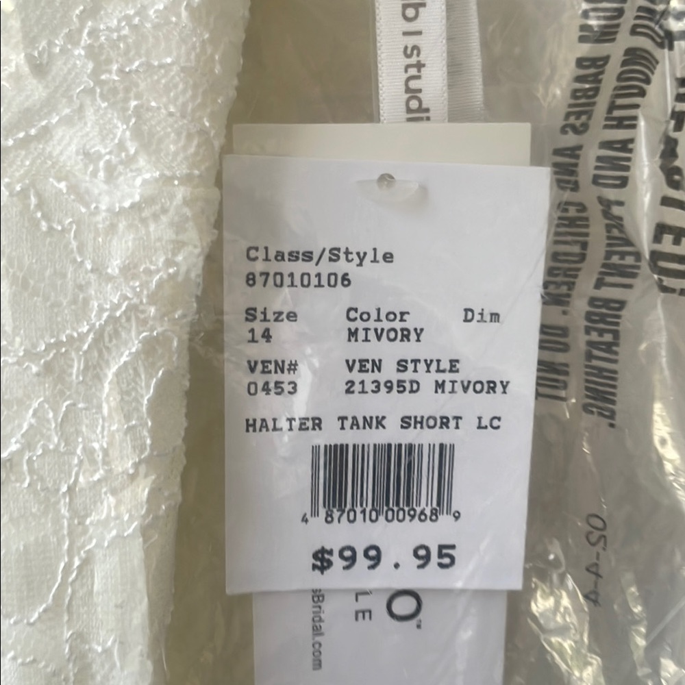 NWT David's Bridal White Lace Embellished Keyhole Sheath Halter Dress wedding - Picture 10 of 11